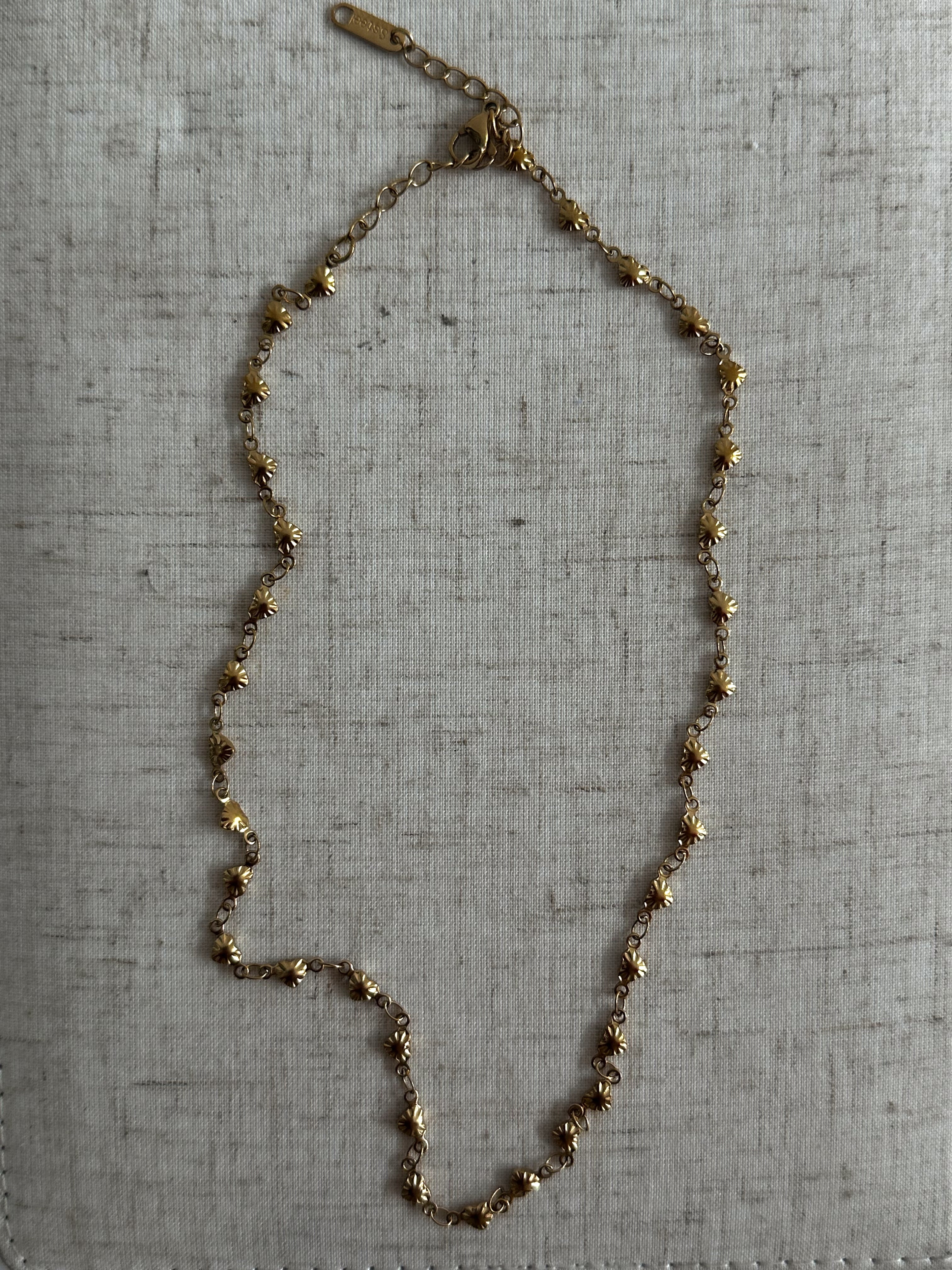 MAIA NECKLACE